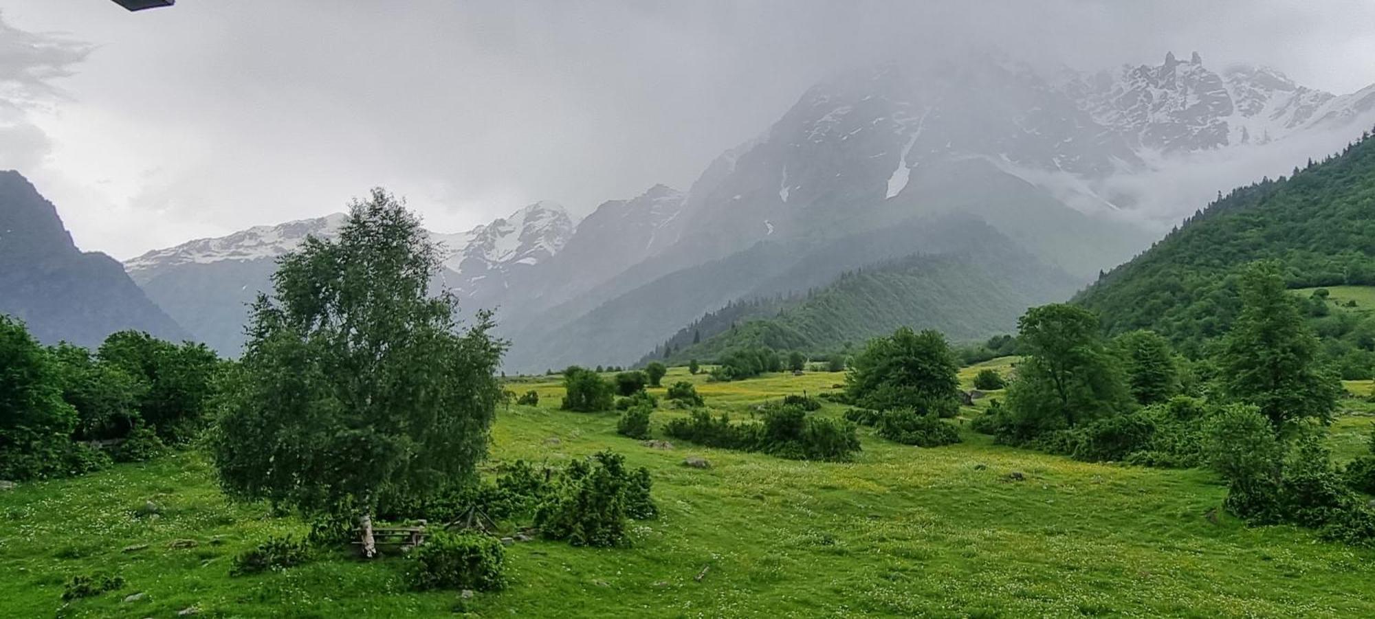 Peak Mazeri Guest House Rom bilde