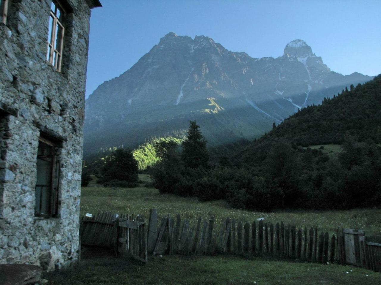 Peak Mazeri Guest House Rom bilde